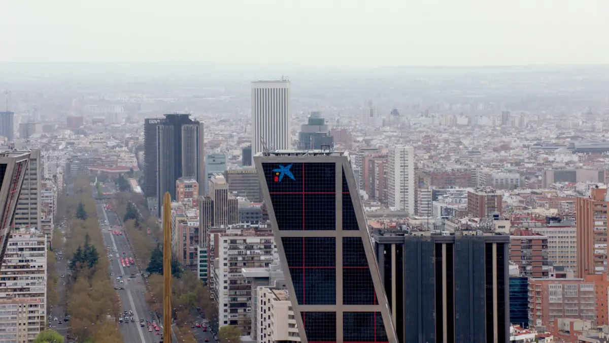 CaixaBank edificio corporativo Madrid
