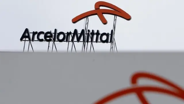 ArcelorMittal_Cartel_Edificio