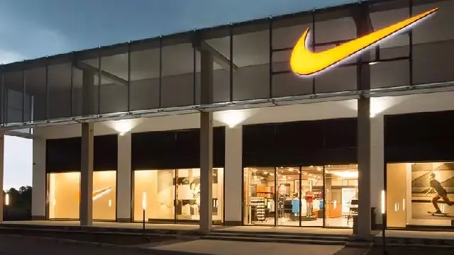 nike_edificio_fachada