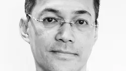 Stephen-Li-Jen-