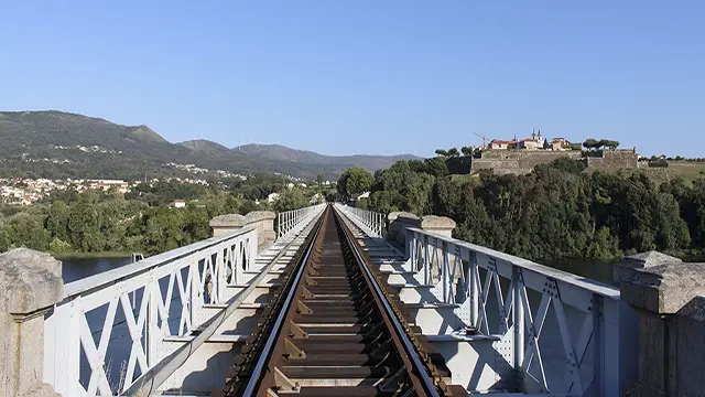 Línea de alta velocidad ferroviaria Lisboa-Oporto