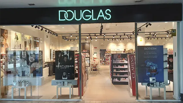 Douglas vuelve al mercado