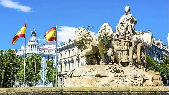 La economía española sorprende al alza