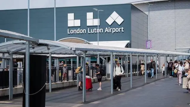 aena_aeropuerto_luton