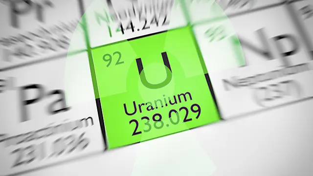 El símbolo del uranio en la tabla periódica es el U y número atómico 92