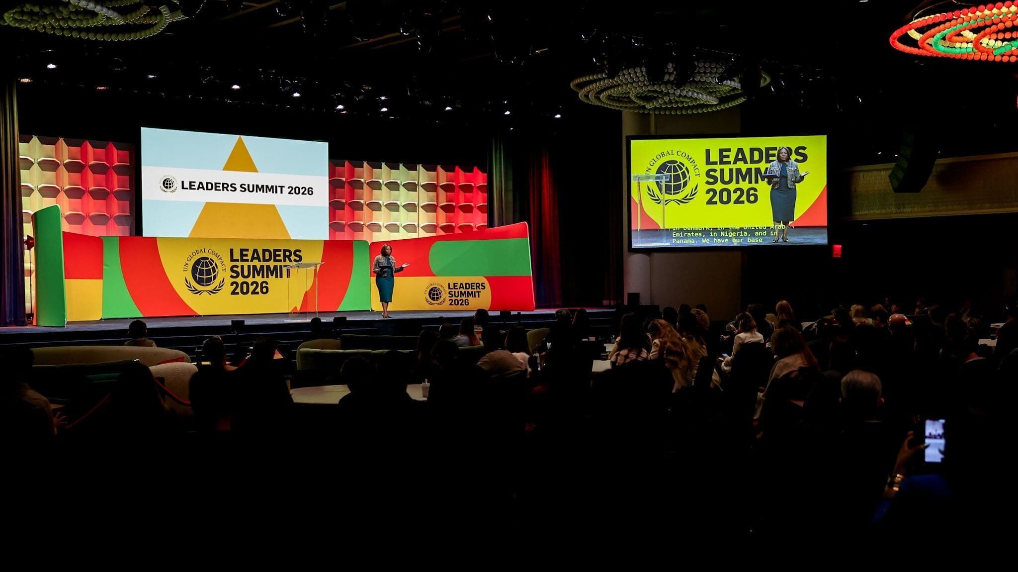 Sanda Ojiambo participando en el encuentro de empresas españolas en Nueva York