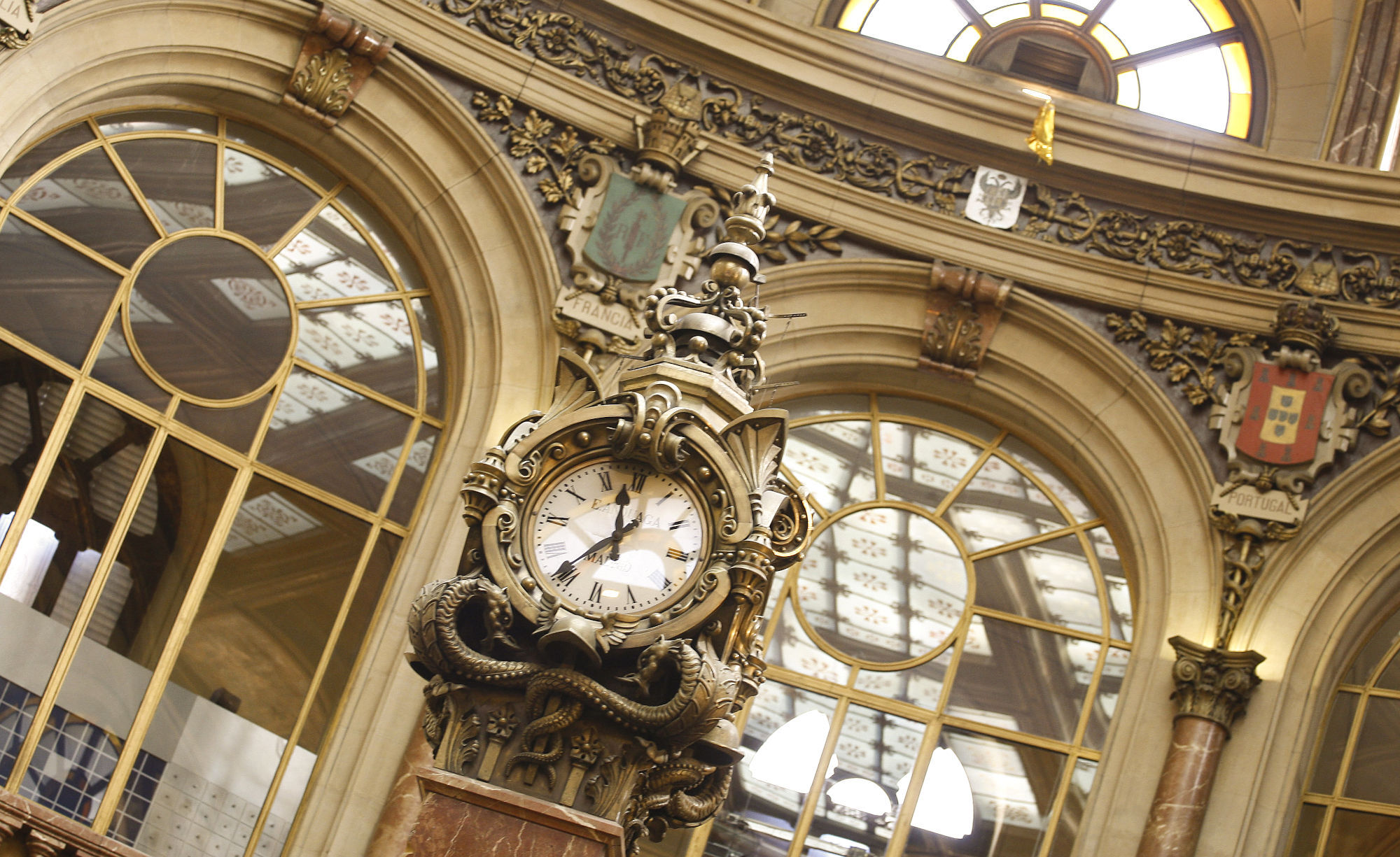 Bolsa de Madrid, reloj.