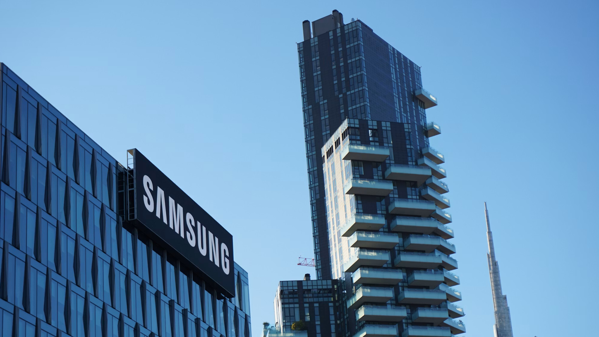 Samsung, Milán Italia