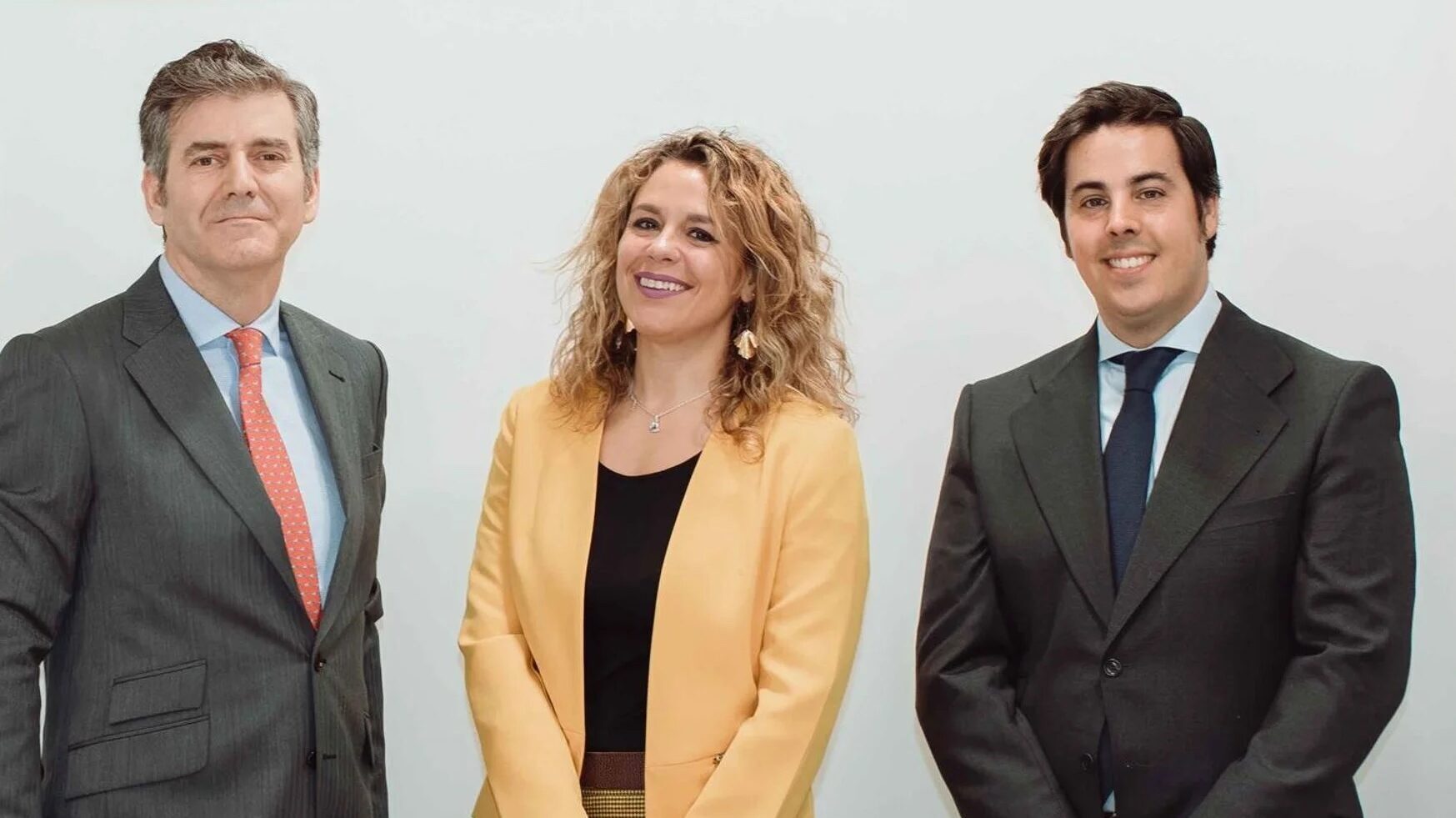 Gonzalo Ramón-Borja, director general para España; Rosa del Blanco, asesora sénior de Marketing y Comunicación; y Antonio Feito, vicepresidente de ventas de Swisscanto
