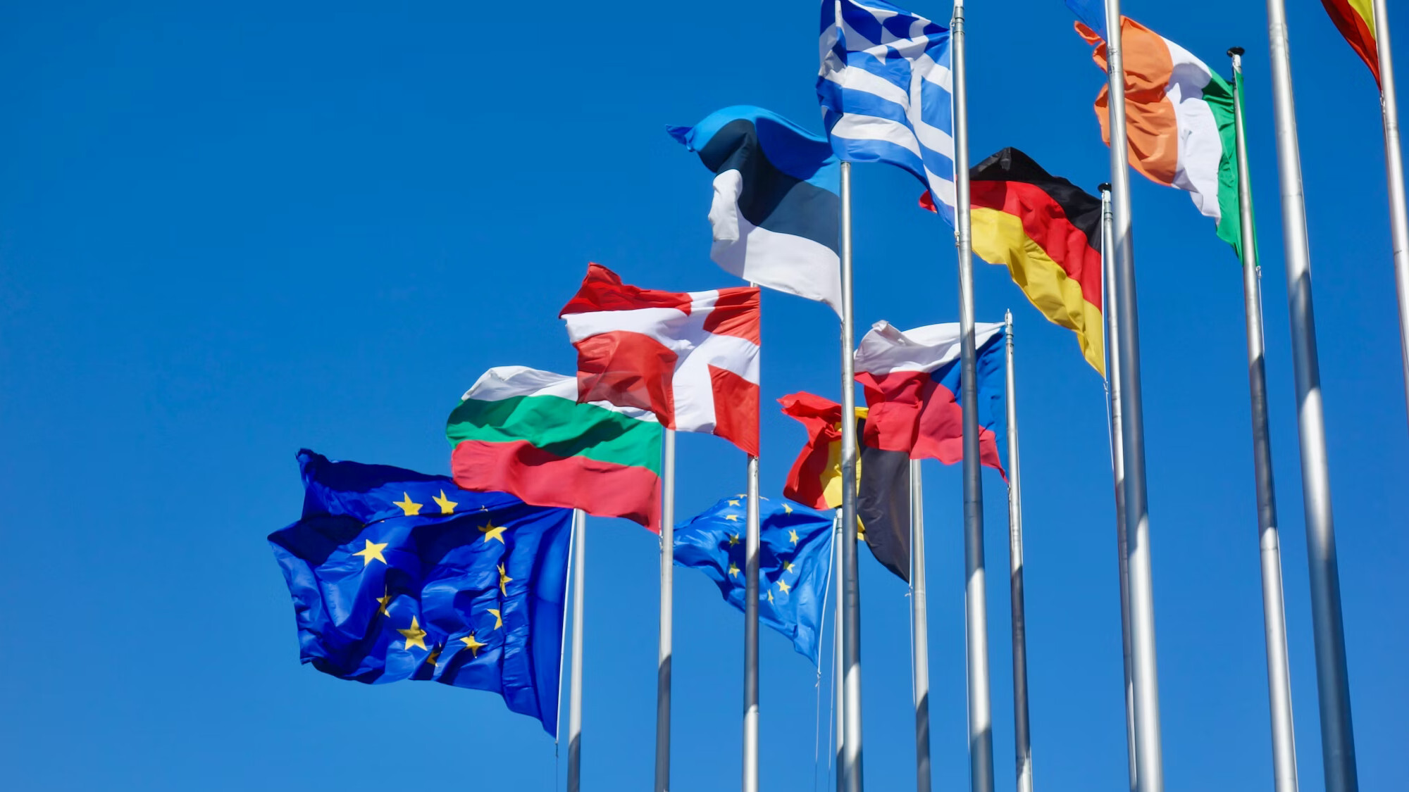 Unión Europea, banderas estados miembros.