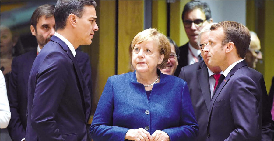 Pedro Sanchez, Angela Merkel, Emmanuel Macron