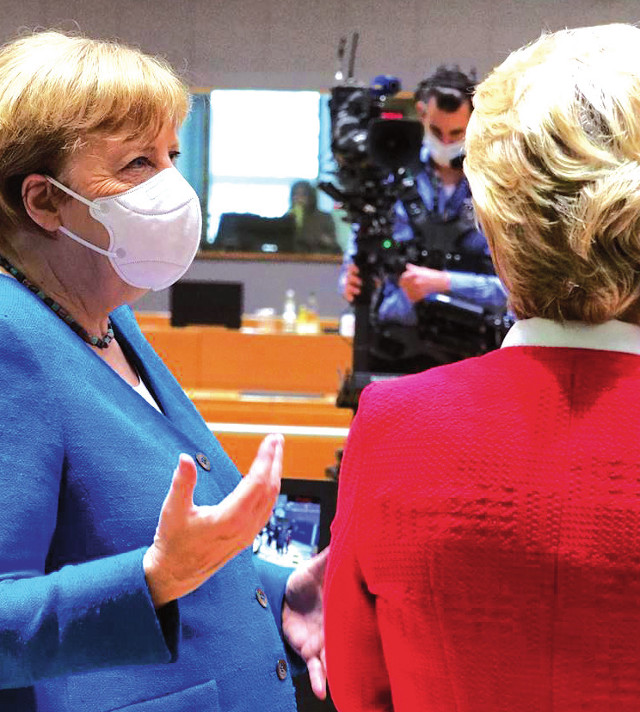 Merkel y Ursula von der Leyen