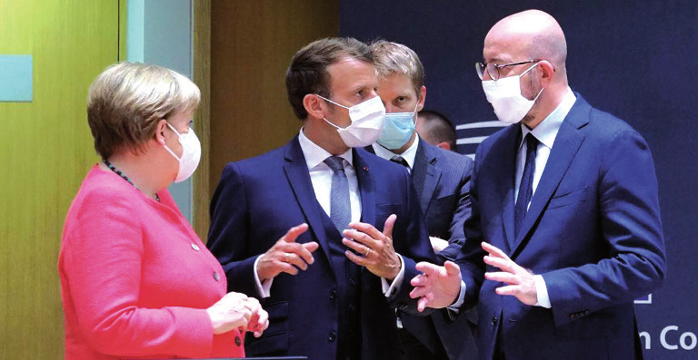 Merkel y Emmanuel Macron