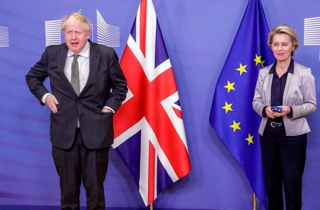 Johnson y von der leyen