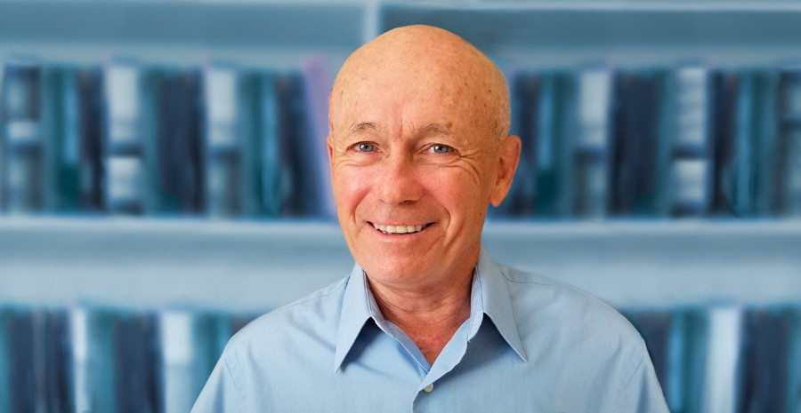 Peter W. Howitt