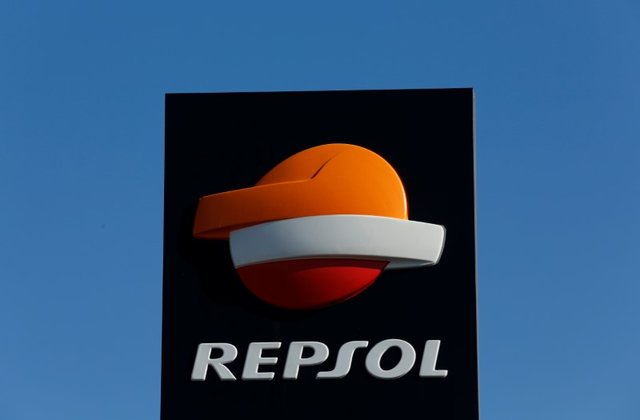 Repsol_Cartel_Estación_de_servicio
