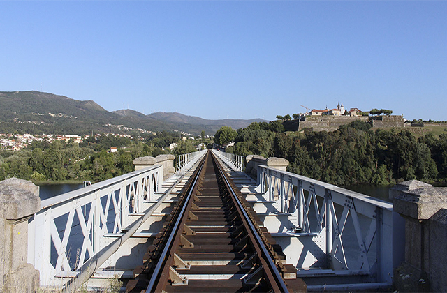 Línea de alta velocidad ferroviaria Lisboa-Oporto