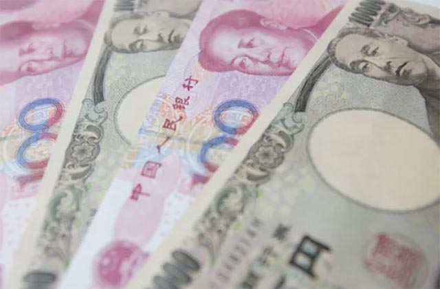 Divisas. yen, yuan