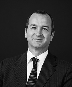 Gianluca Ungari, responsable de gestión de carteras híbridas en Quantitative Investments (boutique Vontobel)